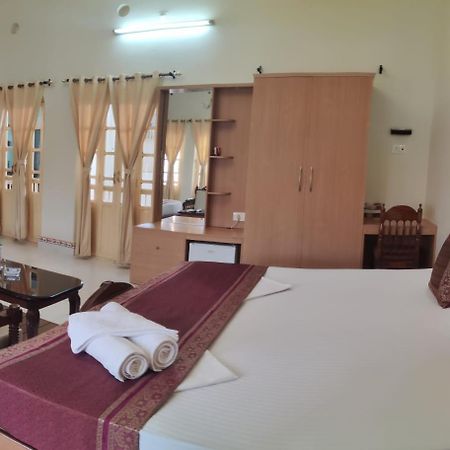Shiva Ganges View Guest House Bénarès Extérieur photo