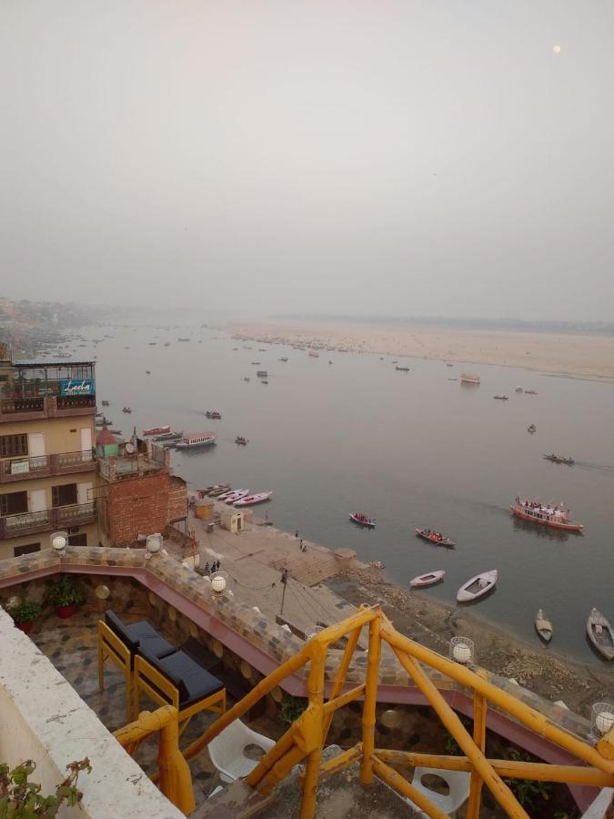 Shiva Ganges View Guest House Bénarès Extérieur photo